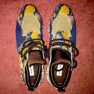 Steve Maddens never worn , too big for me